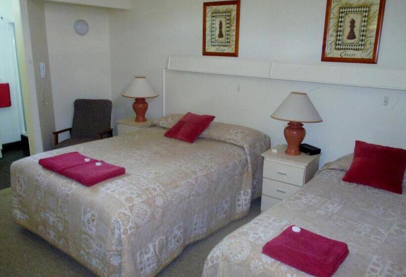 Номер Economy, Tarra Motel