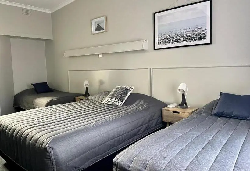 エクゼクティブトリプル, Tarra Motel