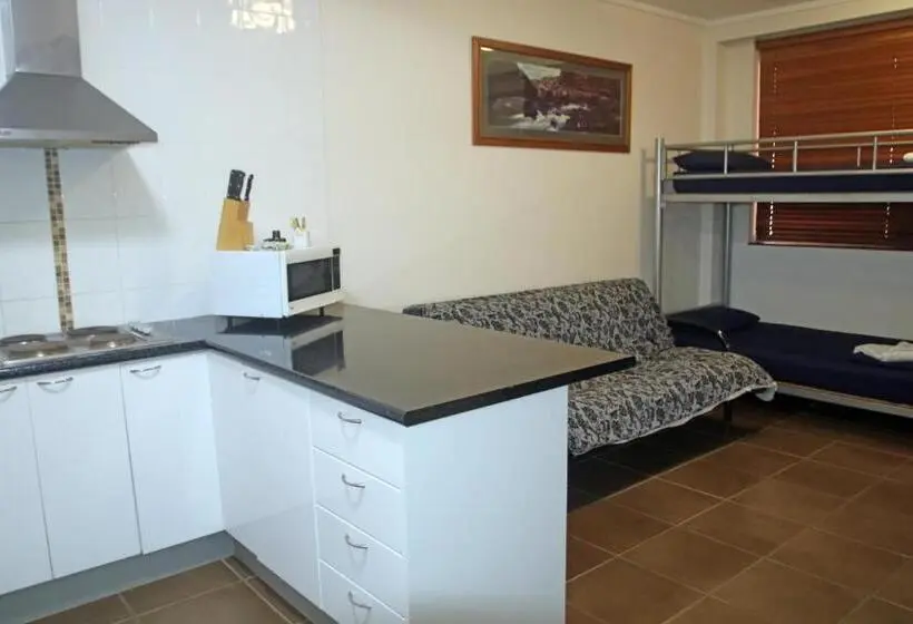 آپارتمان لوکس 1 خوابه, The Stuart Hotel Motel