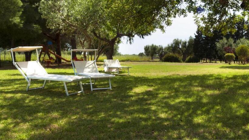 Pokój Standard Trzyosobowy, Garden Salento