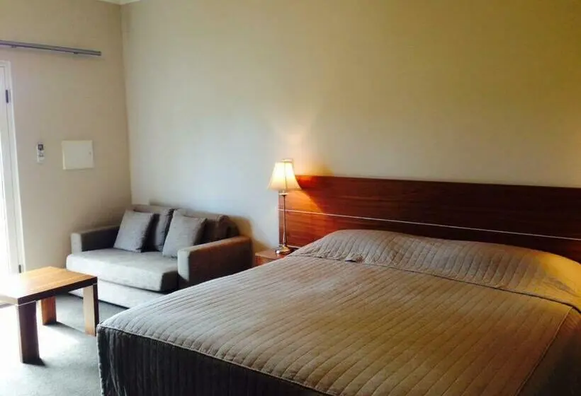 キングサイズベッドのスタンダードルーム, The York Palace Accommodation