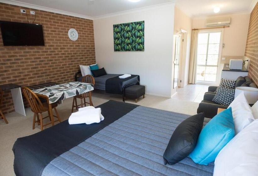 Президентский Люкс, Motel Views Yackandandah