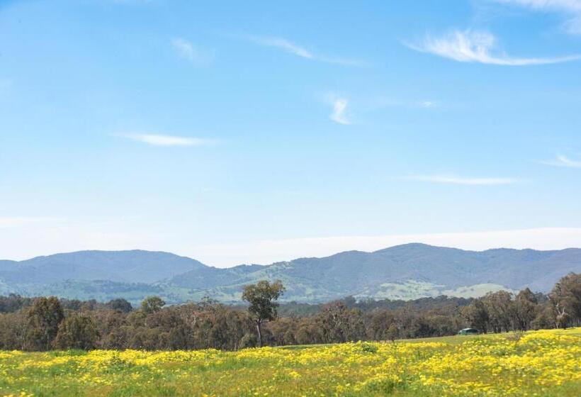 Президентский Люкс, Motel Views Yackandandah