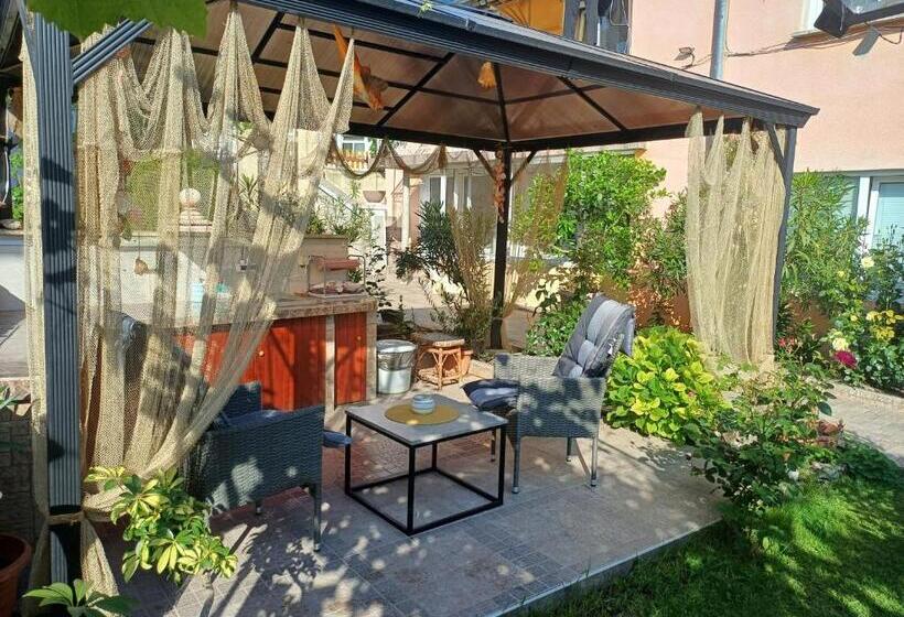 Трехместный Номер Базовый, Dom Zaharievi