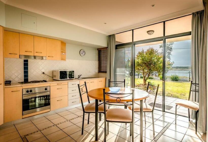 带2个卧室的公寓, Riverside Holiday Resort Urunga