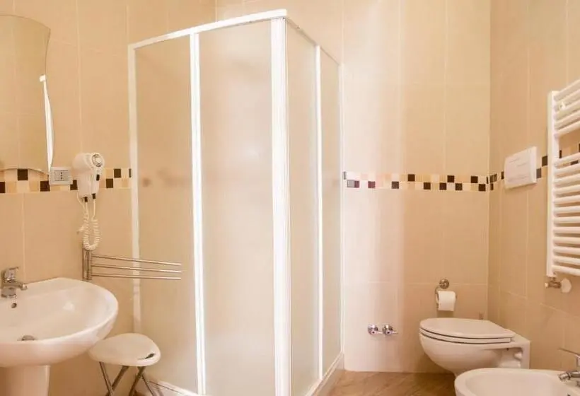 スタンダードトリプルルーム, Rooms Gli Arcangeli   Affitti Brevi Italia