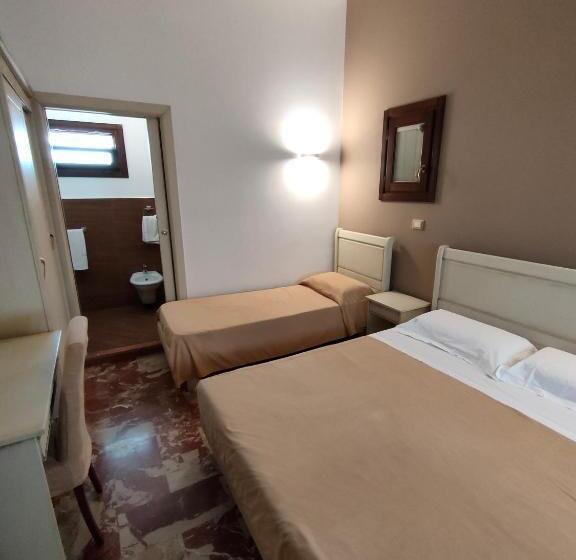 Pokój Standard Trzyosobowy, Quilungomare