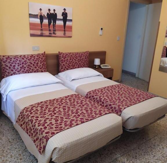 غرفة قياسية, Albergo Grande Italia