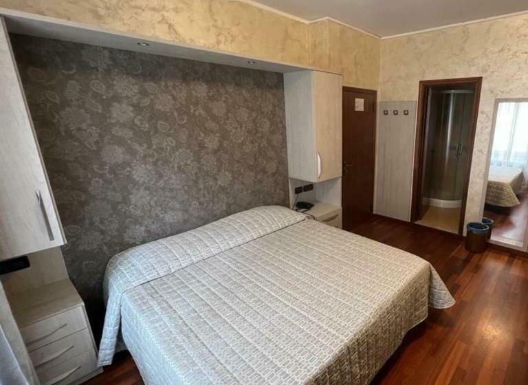 חדר סטנדרט, Montegrande