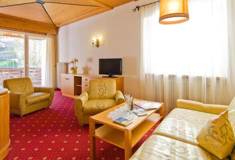 Апартаменты 1 Спальня с Балконом, Theresia