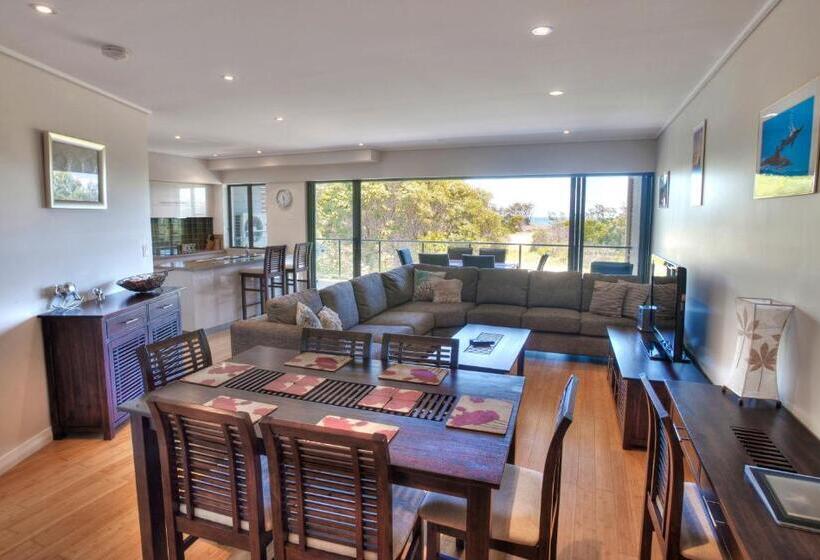 침실 3개 아파트, Loka Santi 10   Beachfront Unit