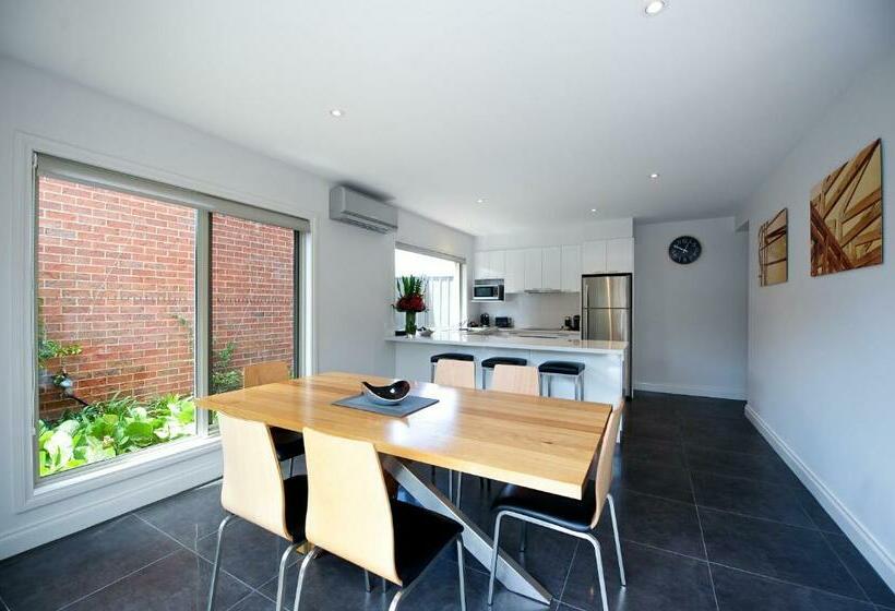 خانه ردیفی 2 خوابه, Mansi On Raymond