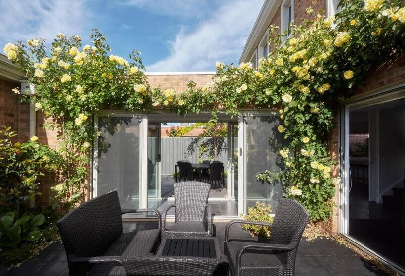 خانه ردیفی 2 خوابه, Mansi On Raymond