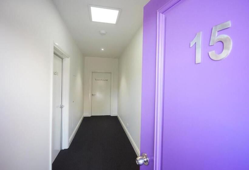 آپارتمان 1 خوابه, Mansi On Raymond