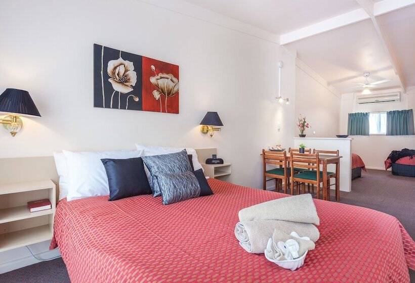 Номер Стандарт, Mid City Motel