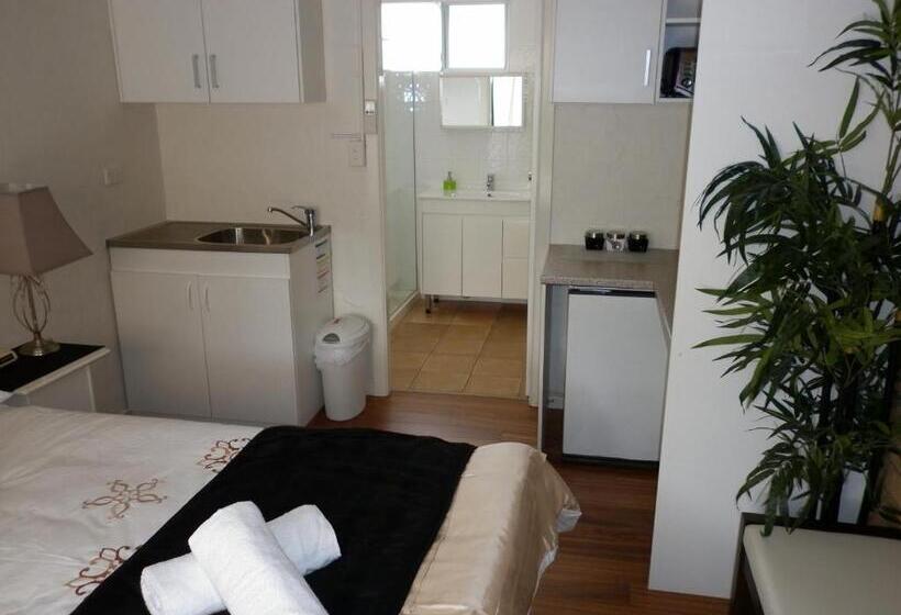 标准工作室, Oceana Holiday Units