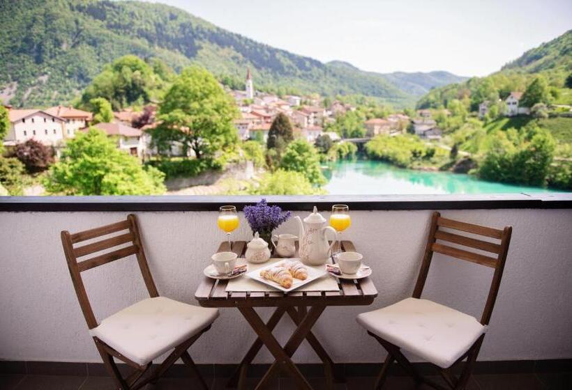 اتاق استاندارد سه تخته با بالکن, Penzion šterk