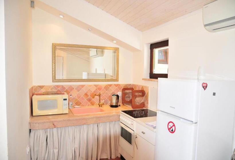 キングサイドベッドのスタンダードワンルーム, Secret Garden House