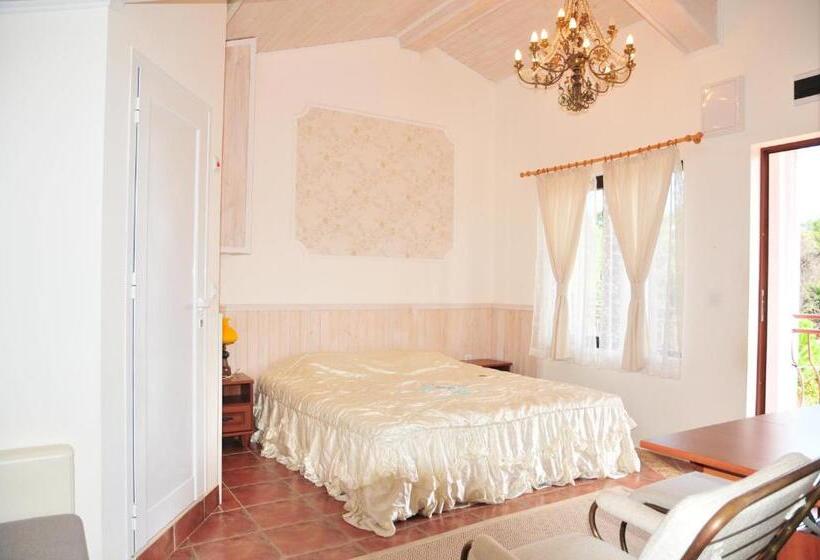 キングサイドベッドのスタンダードワンルーム, Secret Garden House