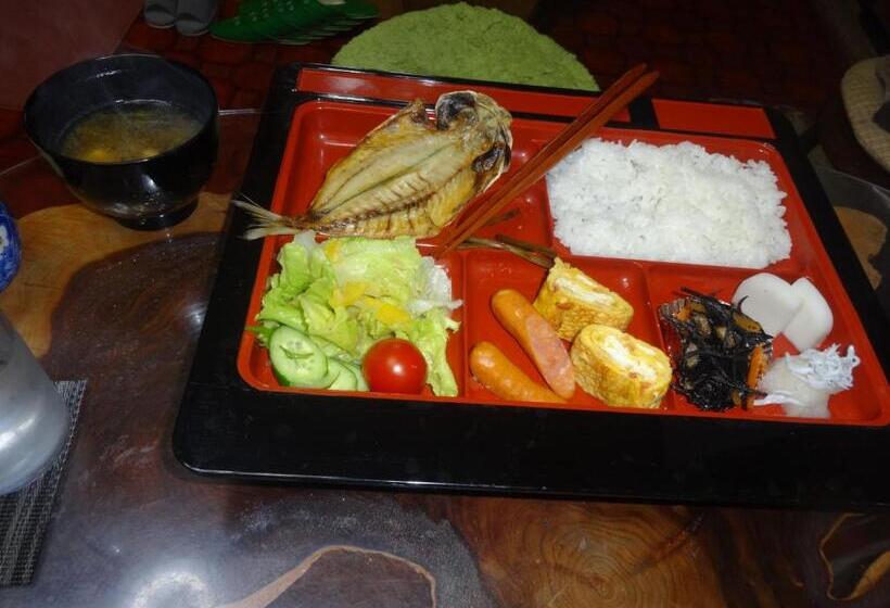 غرفة قياسية ثلاثية حمام مشترك, Ishibu So