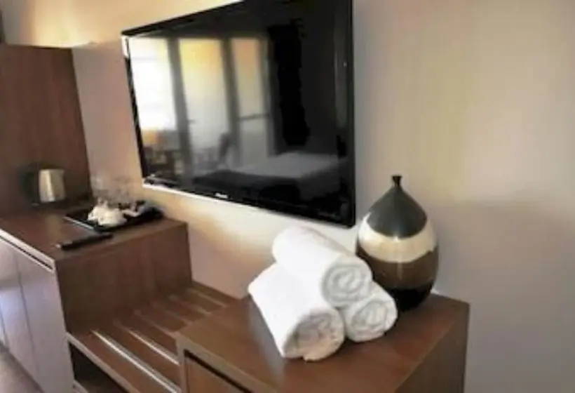 キングサイズベッドのスタンダードルーム, The Australian Hotel Motel