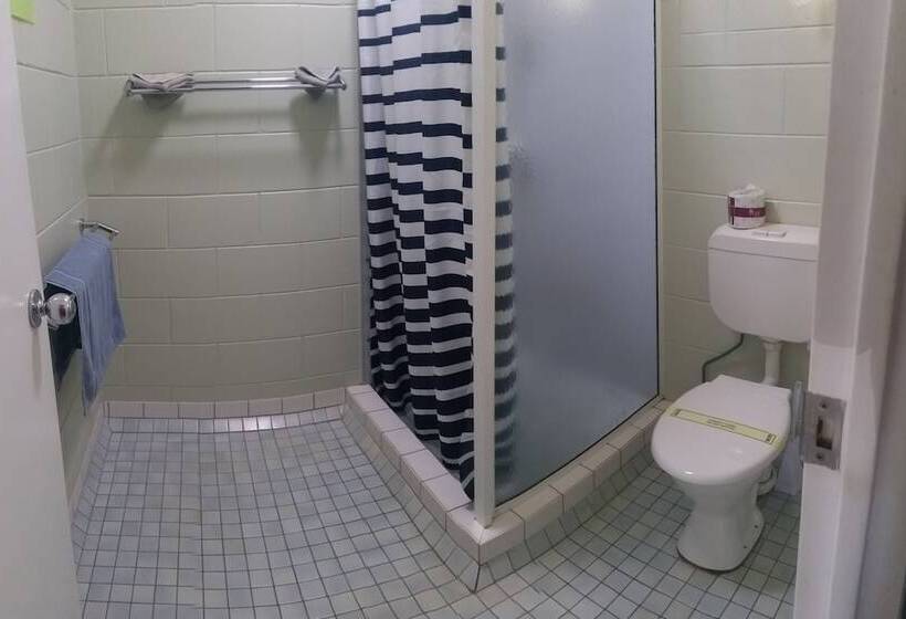 חדר משפחתי, Yungaburra Park Motel