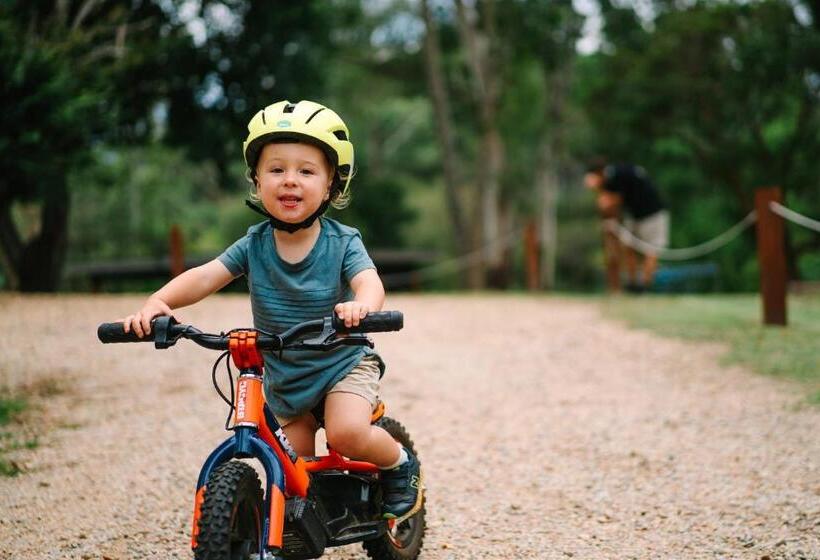 جناح مطلّ علي الحديقة, Alpine Riverside Cottages