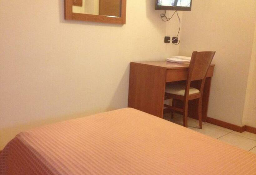 اتاق استاندارد یک نفره, Belforte