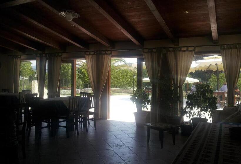 חדר סטנדרט לשלושה, Borgo Antico