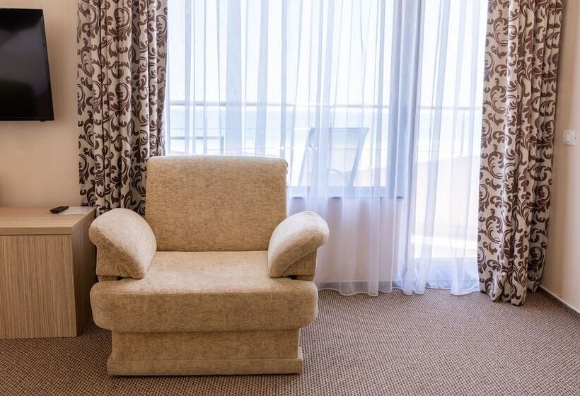 اتاق سوپریور, Bueno