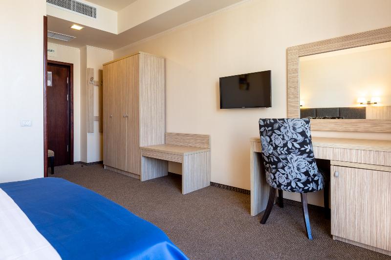 اتاق استاندارد, Bueno