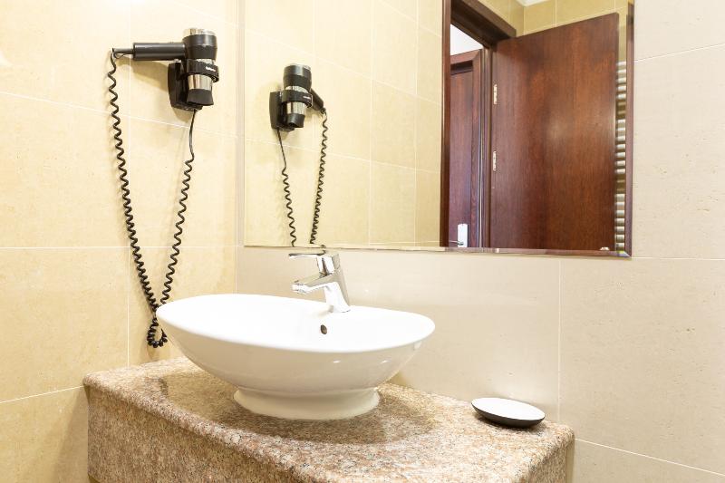 اتاق استاندارد, Bueno