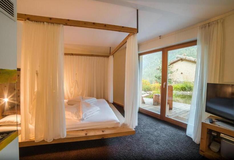 Люкс, Waltershof