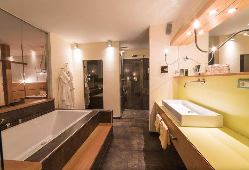 Люкс, Waltershof