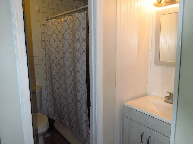 带2个双人床的标准工作室, Breakers By The Sea