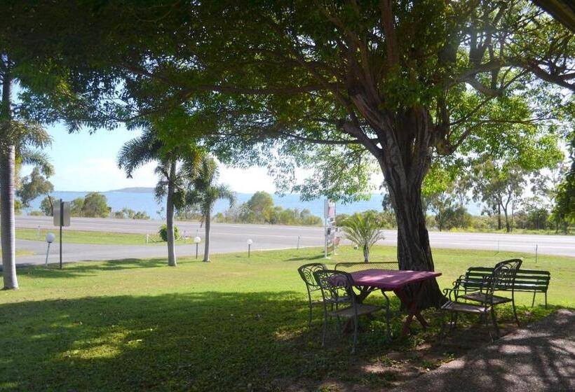 Номер Стандарт, Ocean View Motel Bowen