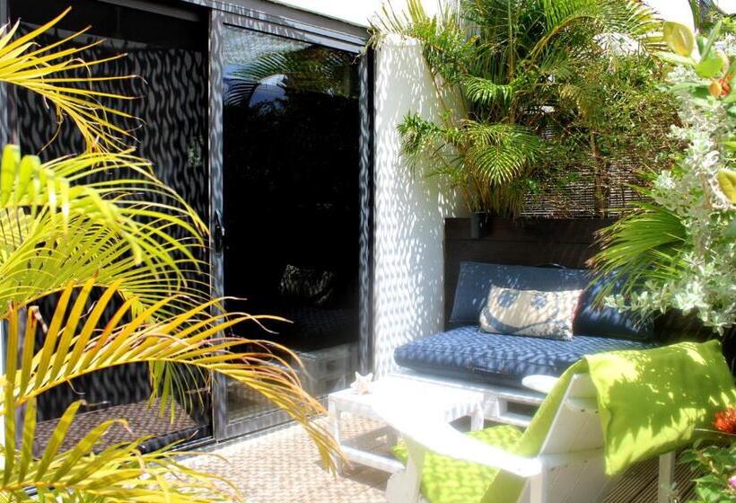 استودیوی لوکس, Casa Mantana Bonaire