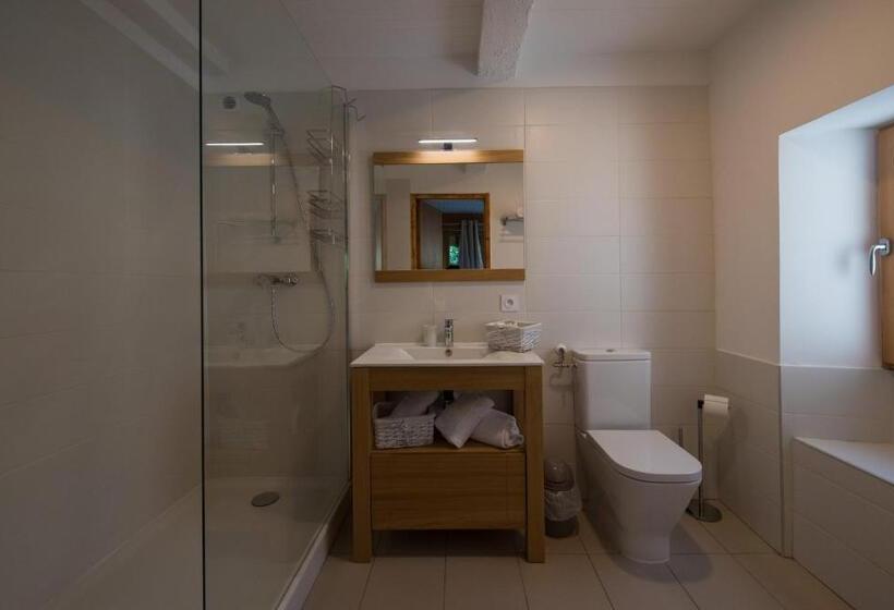 家庭间, Auberge Du Bachelard