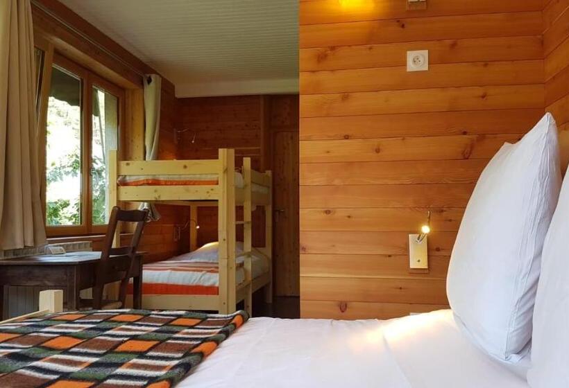 غرفة عائلية, Auberge Du Bachelard