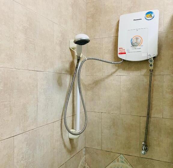 חדר סופריור, Meewaya