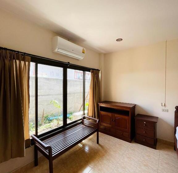 חדר סופריור, Meewaya