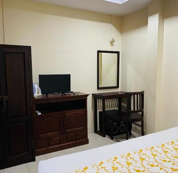 סטודיו סטנדרט נוף לים, Meewaya