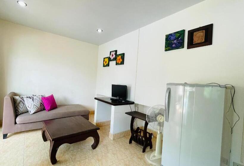 חדר סופריור, Meewaya