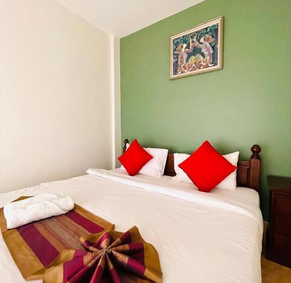 חדר משפחתי, Meewaya