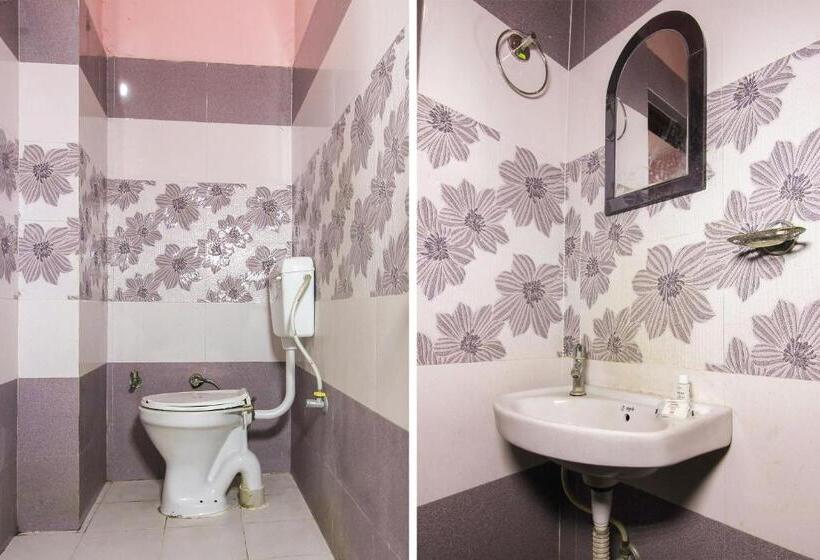 스탠다드 룸, Spot On Yuvraj Guest House