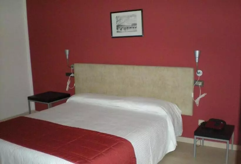 اتاق استاندارد سه نفره, Aer Hotel Malpensa