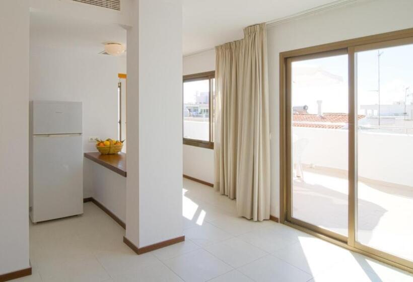 带1个卧室的顶楼公寓, Apartamentos Bon Lloc