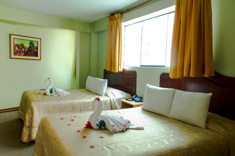 标准间, De La Villa Hermoza