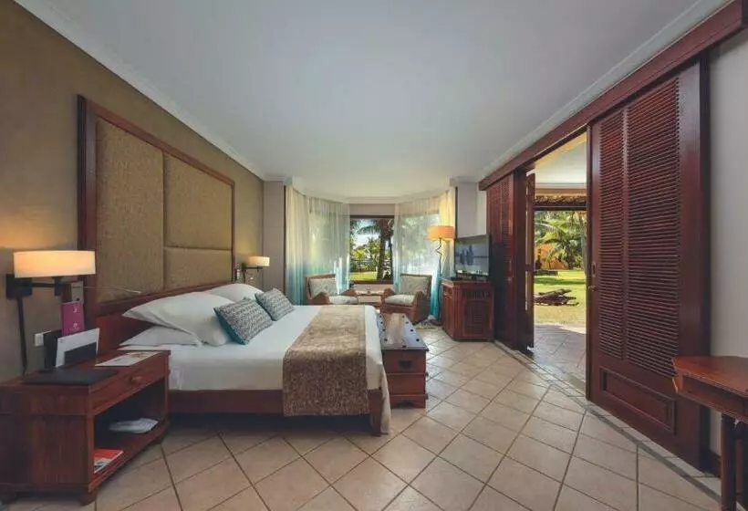 سوییت, Dinarobin Beachcomber Golf Resort & Spa