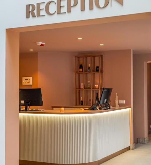 اتاق استاندارد, Halbert